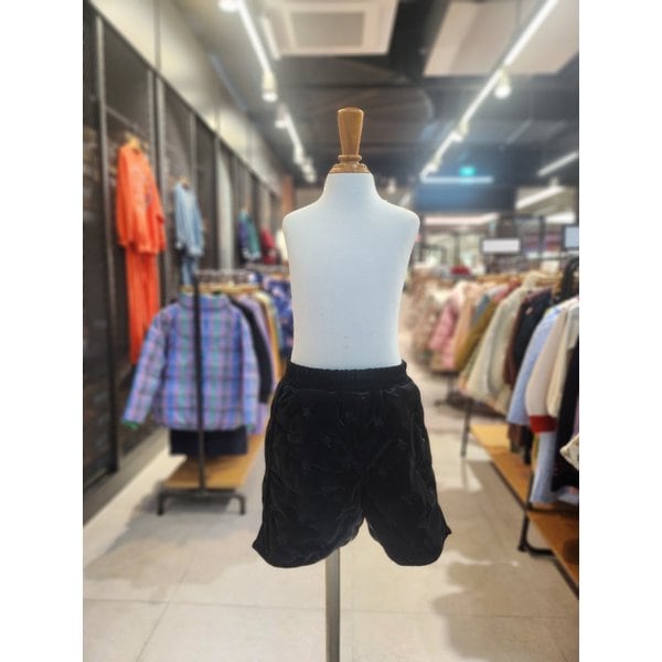 [파주점] (BK)루즈페-블랙퀼티드쇼츠 74A1941801