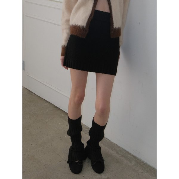 클래식 러브 울 니트 스커트 (Black)