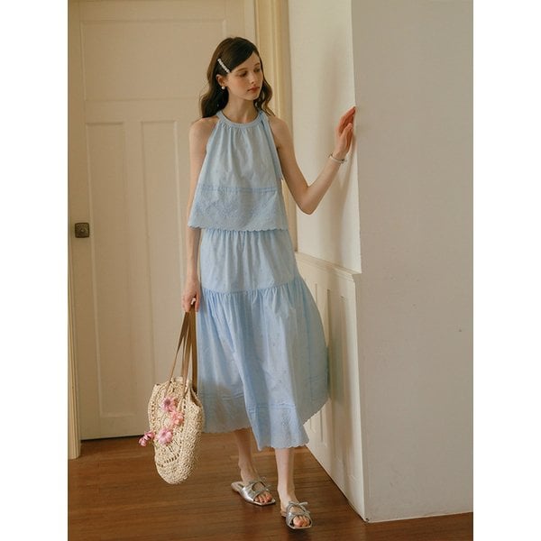 Cest_Cotton embroidery halter neck top