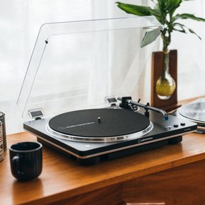 오디오테크니카 AT-LP70XBT 블랙 실버 블루투스 턴테이블 자동 벨트 드라이브 무선