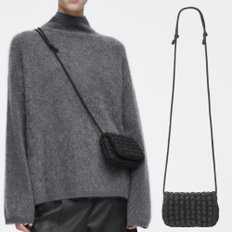 COS 코스 퀼티드 크로스 바디 메신저 백 (관부가세 배송비 포함) COS BAG