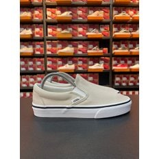 [파주점] (남여공용) 클래식 슬립온 (Classic Slip-On)(VN000CT5BLL)