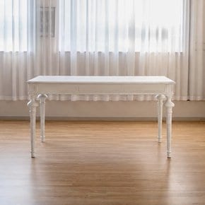 블랑 프렌치 엔틱 원목 1400 식탁 테이블 단품 4인 인테리어