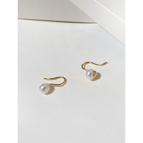 Fresh Water Pearl Hook Earring