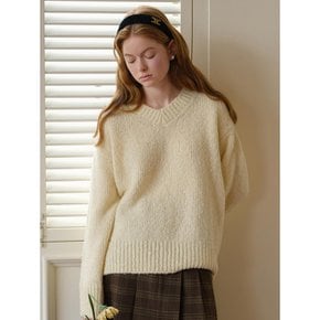 Cest_Creamy v-neck wool sweater