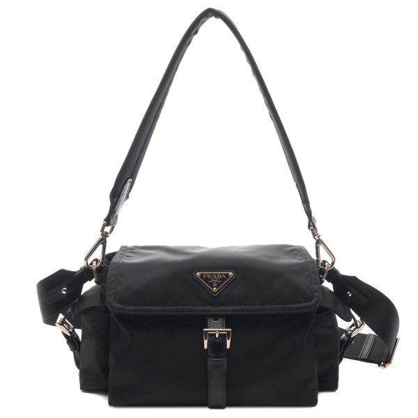 [부산점] [프라다] 26SS 남성 리나일론 삼각로고 미디엄 토트숄더백 (1BD394 RDLN F0002 V NOO 26S)