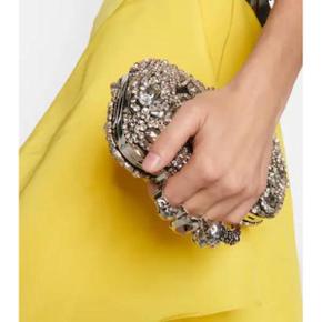 Victorian Jewel Knuckle 임벨리쉬 클러치백 P00808830