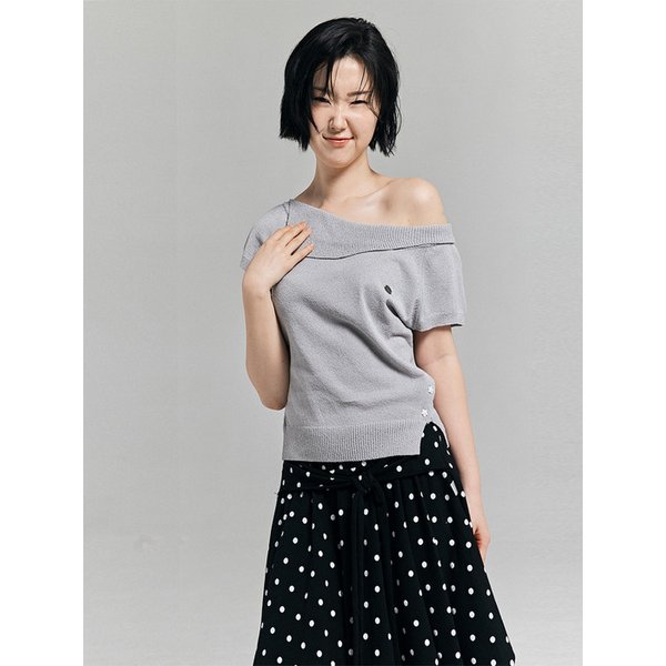 언발 카라 오프숄더 니트 라이트 그레이