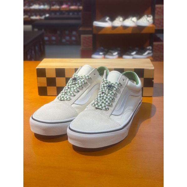 [여주점] (남여공용) 스니커즈 올드스쿨 (아이보리) (VN000D6WBOM)