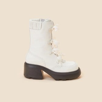 슈콤마보니 Duggy lace-up boots(white) DA3CW24501IVY