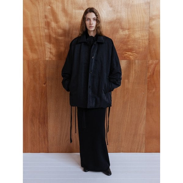 COLLAR BELTED GOOSE DOWN HALF JACKET  - BLACK