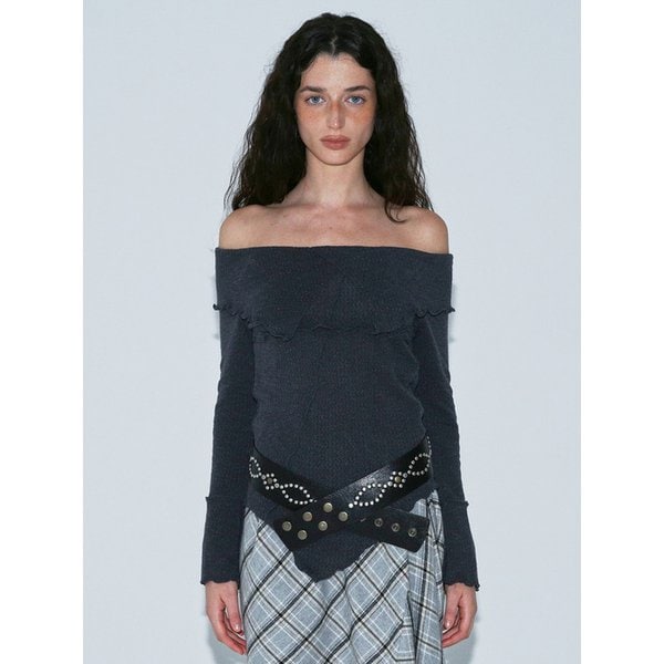 GRUNGED OFF-SHOULDER SWEATER, CHARCOAL
