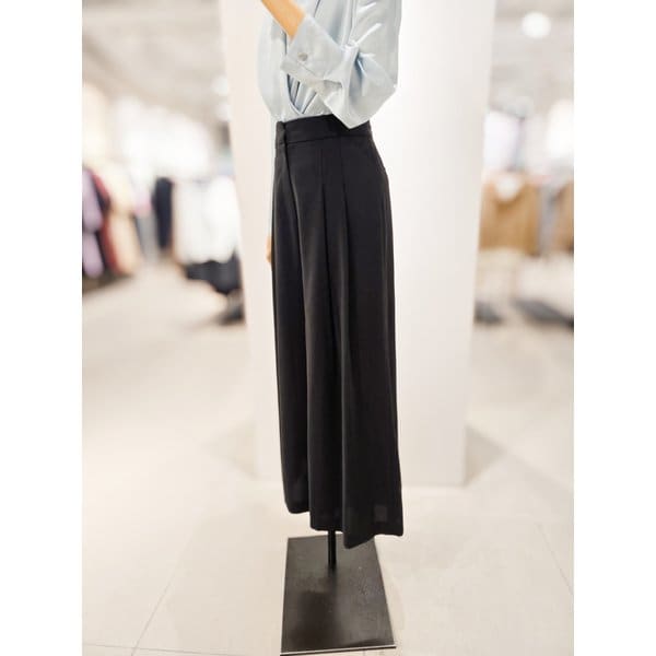 [파주점] [더아이잗컬렉션]클래식 하이웨스트 모던 핀턱 와이드 팬츠 CR4A0SL111