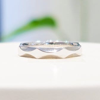 골든듀 [부산점] 글리터링러브2(M) 18K 커플링 반지 281500028