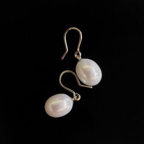 Vintage pearl earring (2024fw52)