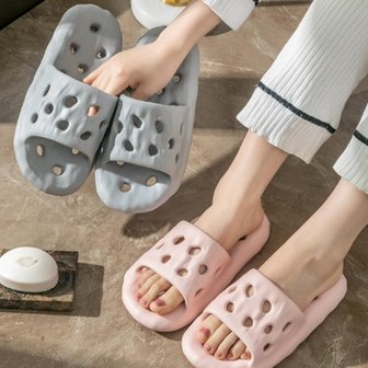  [옷자락] 남자 여자 펀칭 구멍 물빠짐 컬러풀 말랑한 욕실화