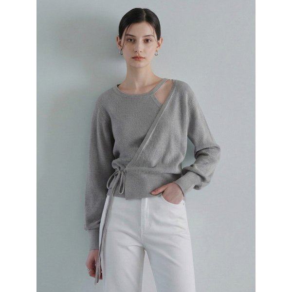 [3컬러] 라인 컷 아웃 니트