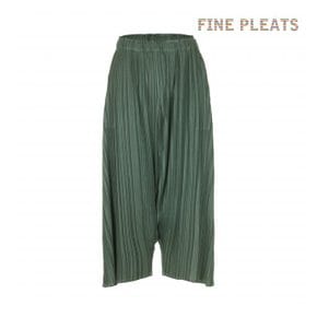 [FINE PLEATS] 피네 플리츠 배기팬츠 포 소프트 그린