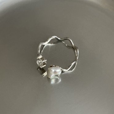 서림아트 [Line Art] Waves Line Topaz with Pearl Open Ring