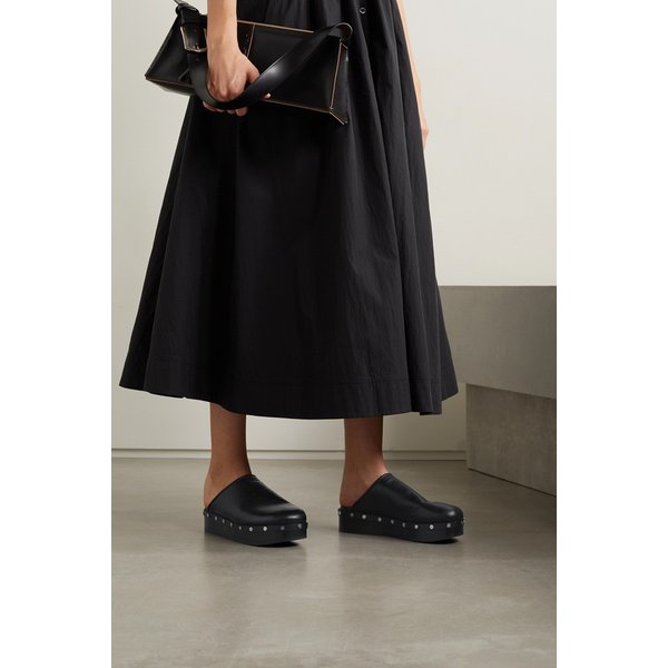 CO컬렉션 스터드 플랫폼 가죽 클로그 24665545640669301