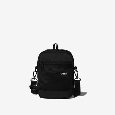휠라 뉴코어 세로 메시 크로스백 (FS3BCG1303X_BLK)