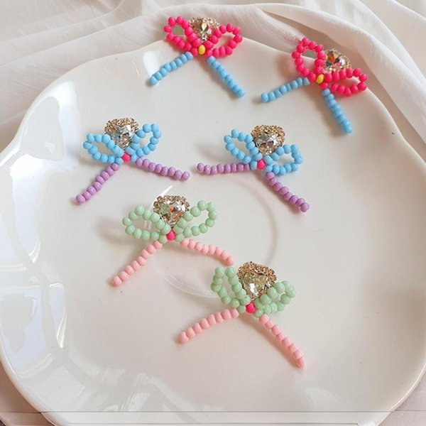 [옷자락] 여자 리본 패션 비즈 스터드 블링 큐빅 귀걸이