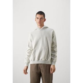 4402202 Abercrombie  Fitch ESSENTIALS - Hoodie offwhite