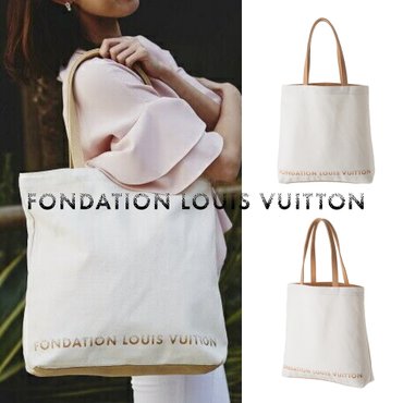 LOUIS VUITTON 루이비통 파운데이션 에코백 화이트