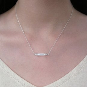 [N240205] Mother-of-Pearl Pendant Necklace