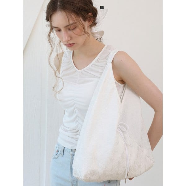 [리퍼브] Jeanne Flower Jacquard Shoulder Bag_White