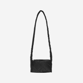 코스 다이아몬드 퀼티드 미니 크로스바디백 블랙 COS Diamond Quilted Mini Crossbody Bag Black