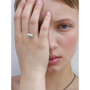 Oval Seed Ring