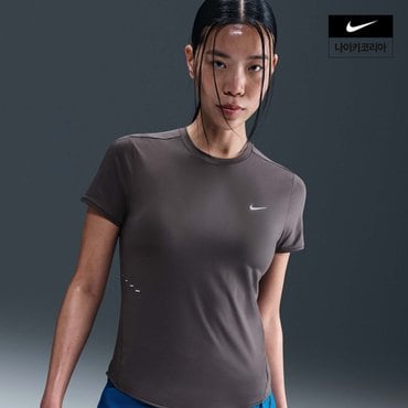 나이키 우먼스 나이키 스위프트 드라이 핏 반팔 러닝 탑 HM9699-036