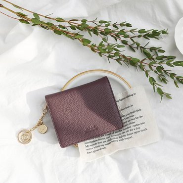 디랩 [키링 증정] D.LAB Vivienne Half Wallet - Purple