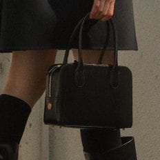 Adora in me tote bag_Black