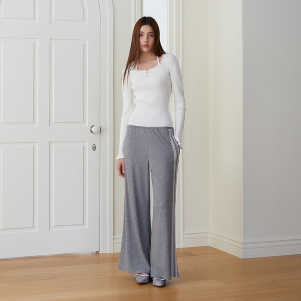 [시흥점] 여성 스퀘어넥 레이스 트리밍 니트탑 (ES2OKL54)