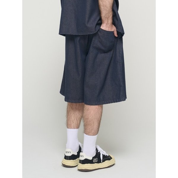 WASHED NON-FADE BERMUDA PANTS (BLUE)