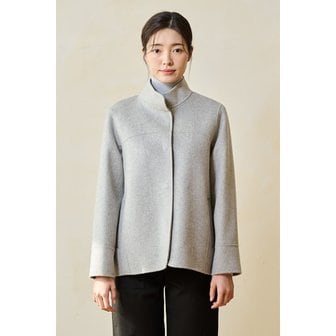 BCBG 하이넥 핸드메이드 숏 코트 B3S1H871