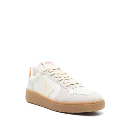베자 스니커즈 VE3320758 CALCAIRE FURY