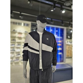 휠라 [파주점] 유니 플래그 배색 바람막이(FS2JKH2131X-BLK)