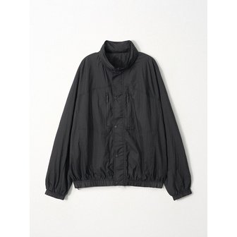 이지오 Tail Windbreaker_Charcoal