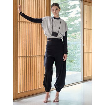 데비웨어 여성 요가복 DEVI-B0090-블랙 필라테스 조이 핀턱 하렘 팬츠
