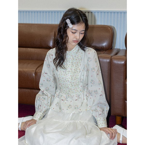 DD_Peplum floral smocked shirt_IVORY