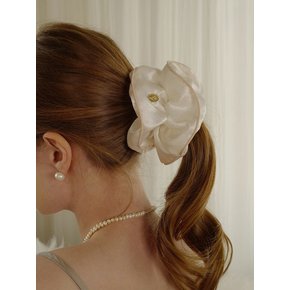 silk line scrunchie