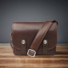 Freiburg Cow hide Dark brown 오버베르트 가방