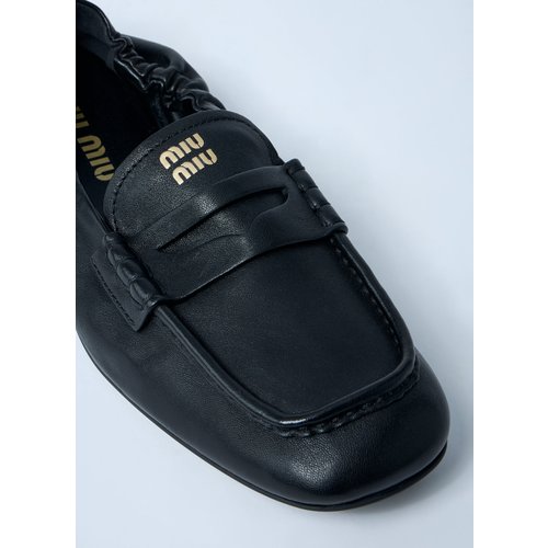 Logo Motif Leather Loafers