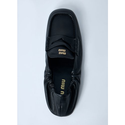 Logo Motif Leather Loafers
