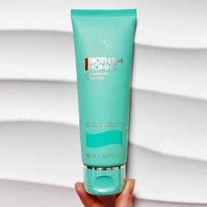 옴므 아쿠아 파워 클렌저 125ml