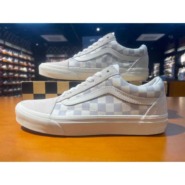 [여주점] (남여공용) 스니커즈 올드스쿨 체커보드 (그레이) (VN000D7Z0BP)