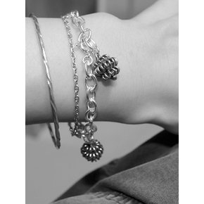 bold chain b. riche